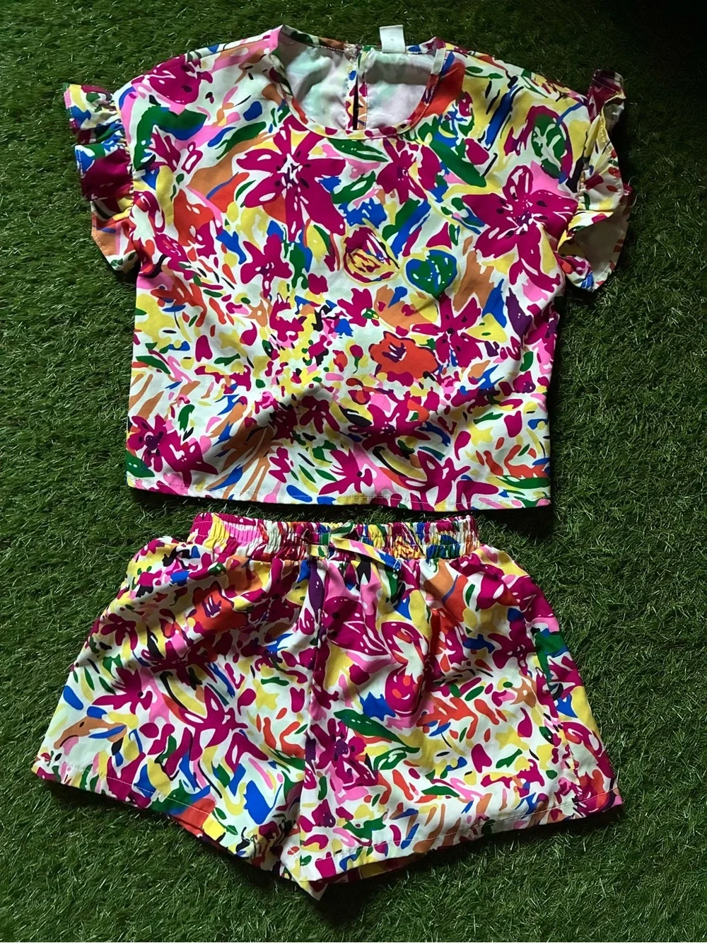 SHEIN Green Damask & Multicolor Floral Kids Matching Sets